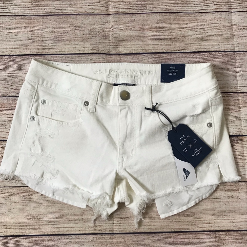American Eagle Outfitters Jean Shorts - Size 6